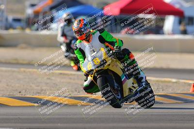 media/Dec-18-2022-SoCal Trackdays (Sun) [[8099a50955]]/Turn 2 (950am)/